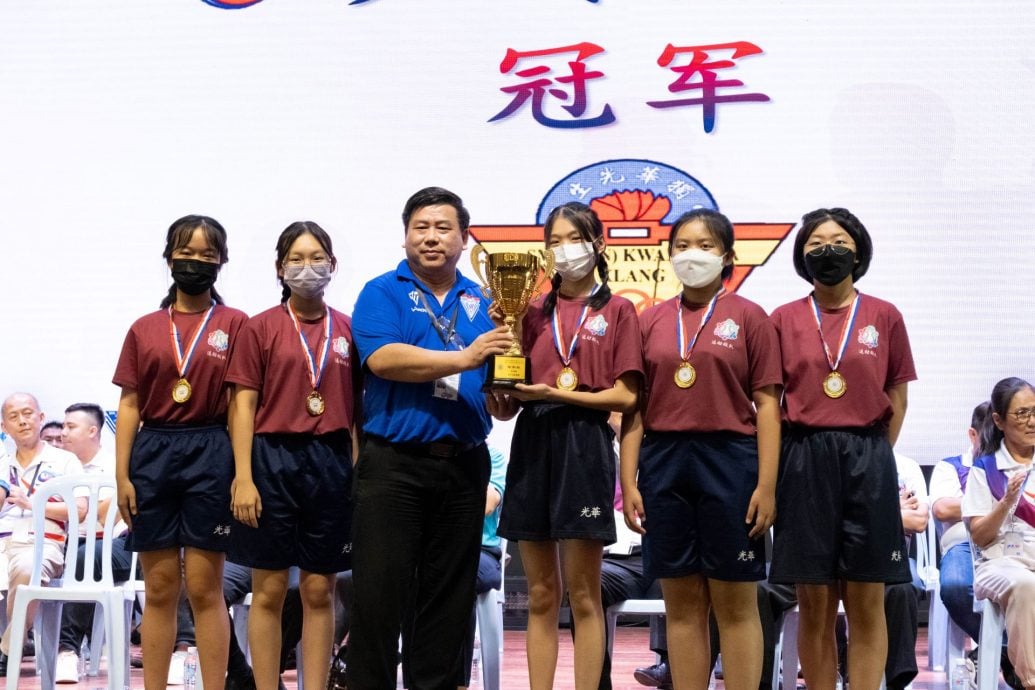 （19/10见报）对开//大都会-都会全视角：跟进独中学费涨价