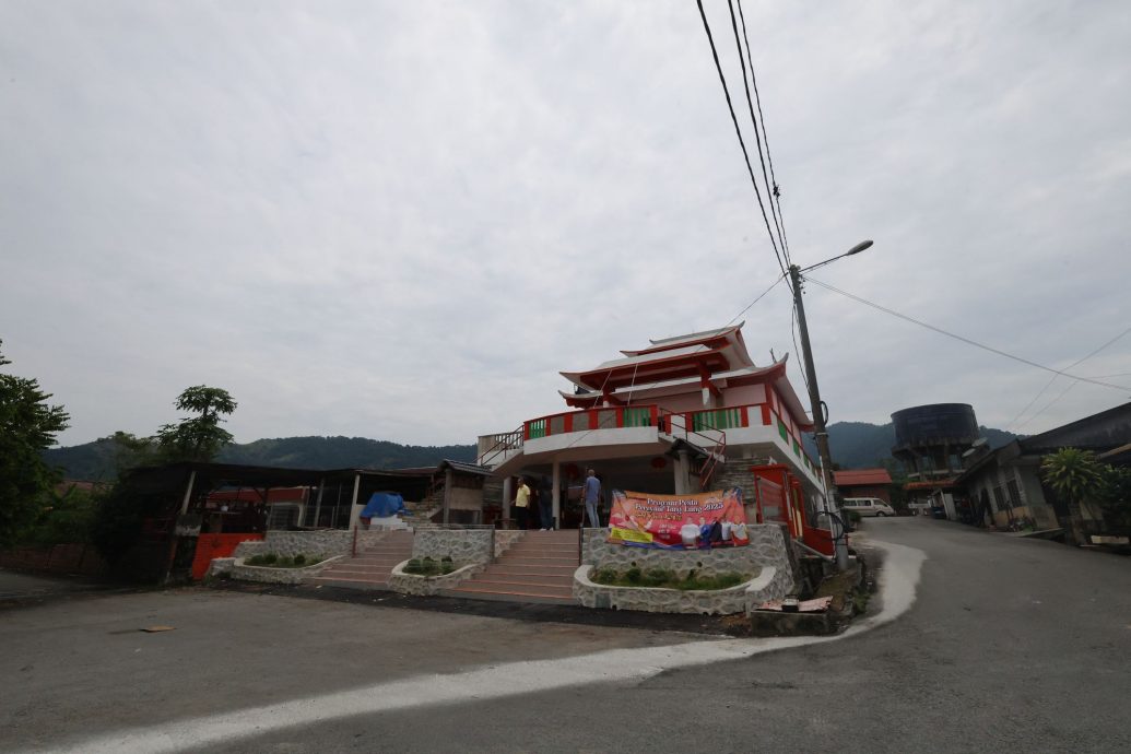 （3/10见报）大都会/半岛心旅行—乌冷县新村游