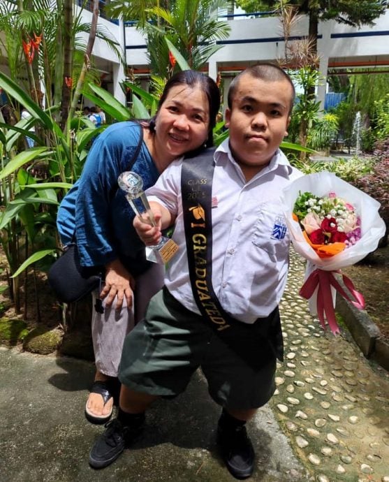 (全国版)平凡的毕业典礼中卧虎藏龙