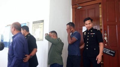 政治活跃分子与同伙涉嫌索贿   3人不认罪 各以1万5保释