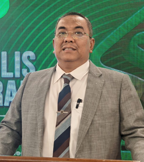 (全国版)沙努西:民政党要用自家党旗上阵槟城没问题,一切带入国盟会议讨论。