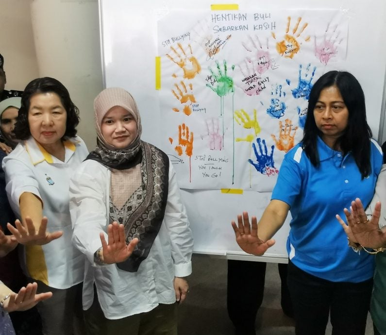 （全国版）法丽娜：教育部明年起把“品格教育”纳入课程