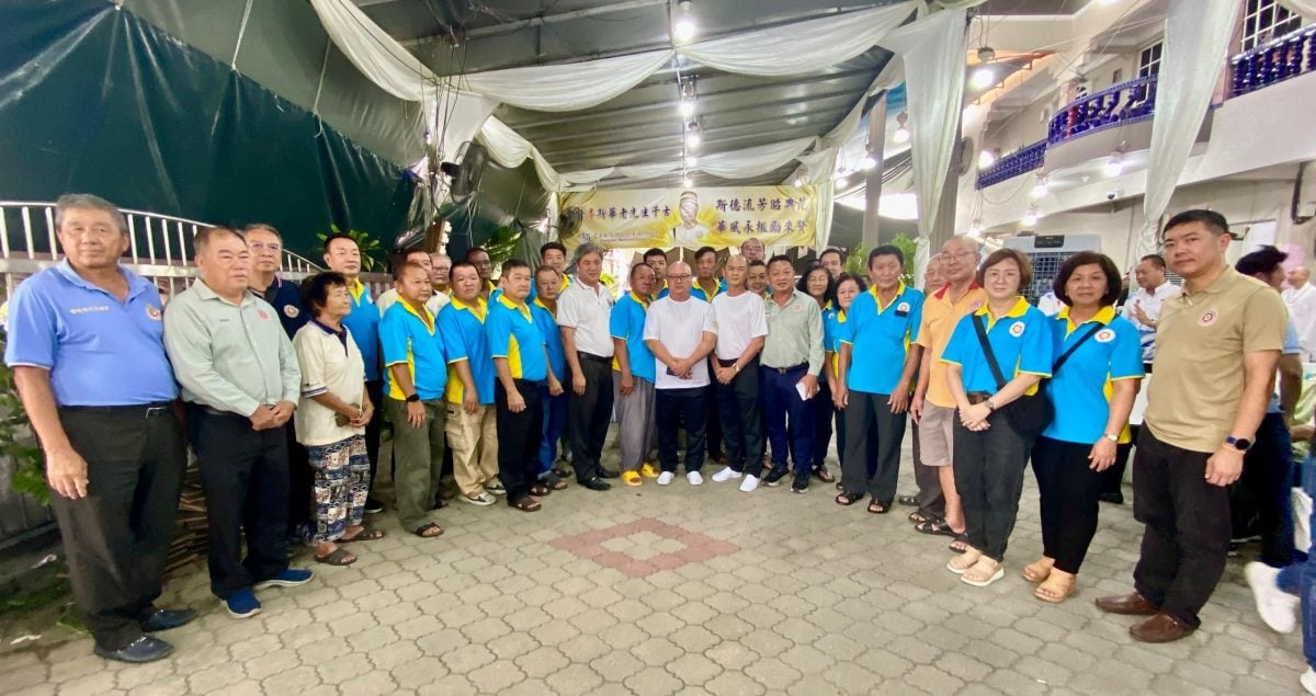 拿督李斯华出殡新闻与泣谢同版