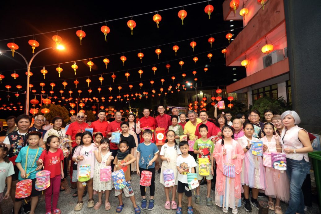 （双头之一）大都会/逾千人闹中秋，巴生福建会馆热烘烘