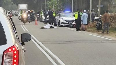 与过路马碰撞 摩托骑士丧命公路