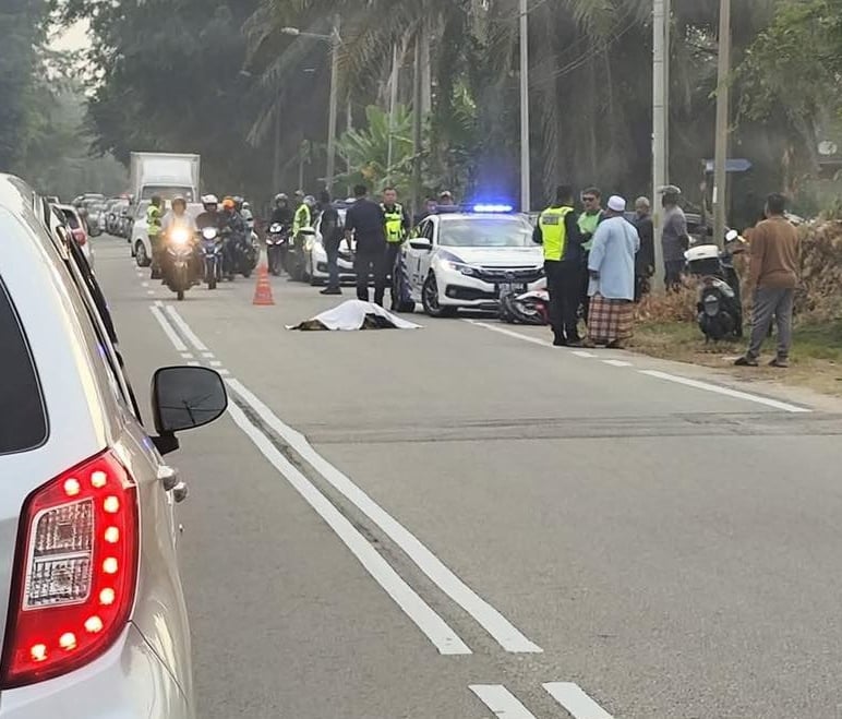 (古城版)摩托车与马碰撞