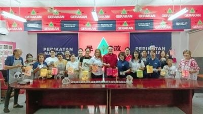 民政妇女组与Bake For Fun联办   学制月饼共庆中秋