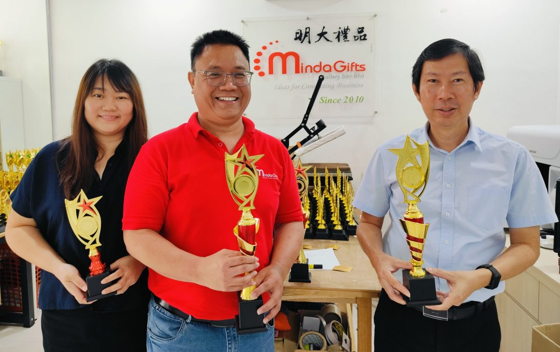 (古城第七版主文)明大礼品赞助小学生时事问答赛