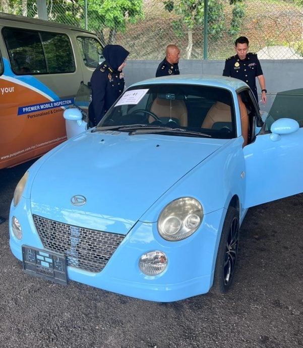 （古城第七版主文）甲州陆路交通局举行充公交通工具公开拍卖会