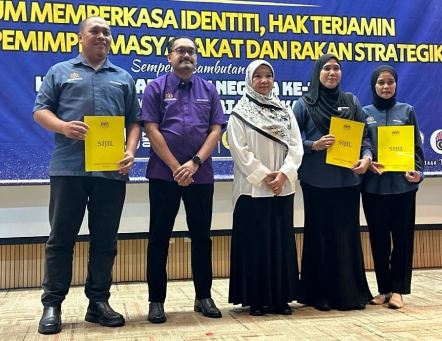 （古城第三版主文）莎丽娜：甲政府推“数码甘榜” 2585人更换身份证地址