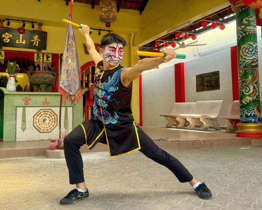 (古城第二版主文)【带你去找爱】:英歌舞