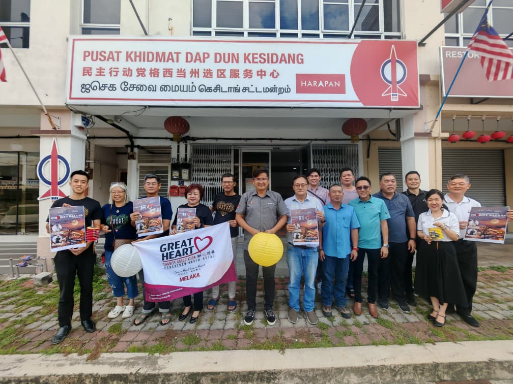 （古城第四版主文）“月满玛琳耕心义卖夜”将有35辆跑车让民众拍照