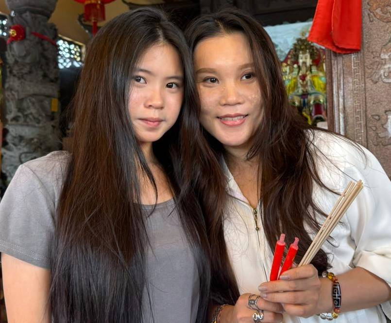 （大北马）中秋节、天赦日及月下老人圣诞“三重吉日”，北海天公坛火鼎盛。