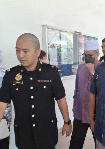 (大北马)宗教局官员失信挪3万800被控两罪