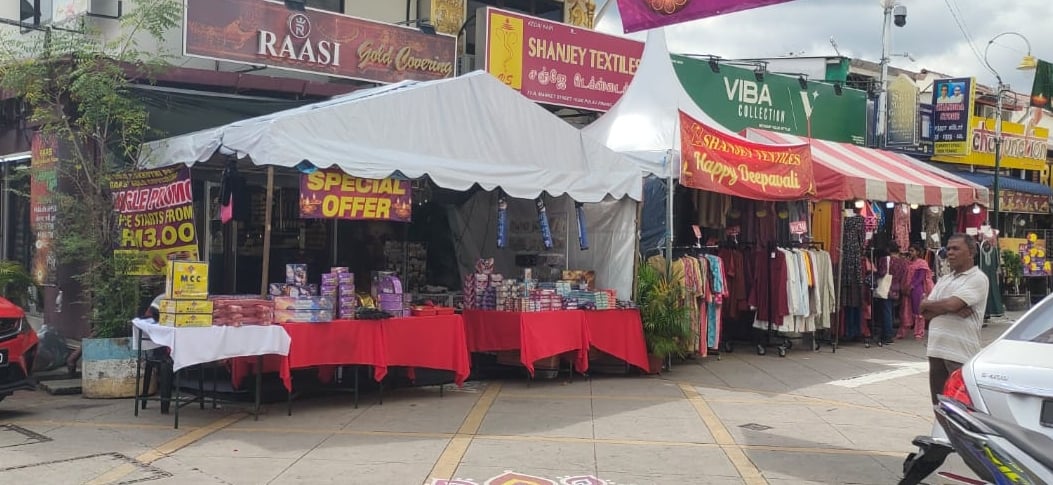 (大北马)小印度销售烟花炮竹 槟消协忧火灾风险