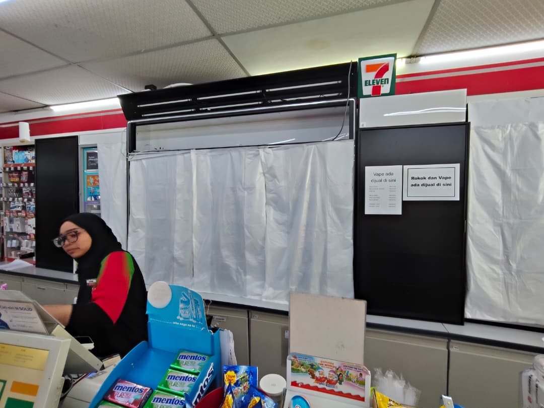 业者：一年前已这样做   香烟遮着卖 问题不大