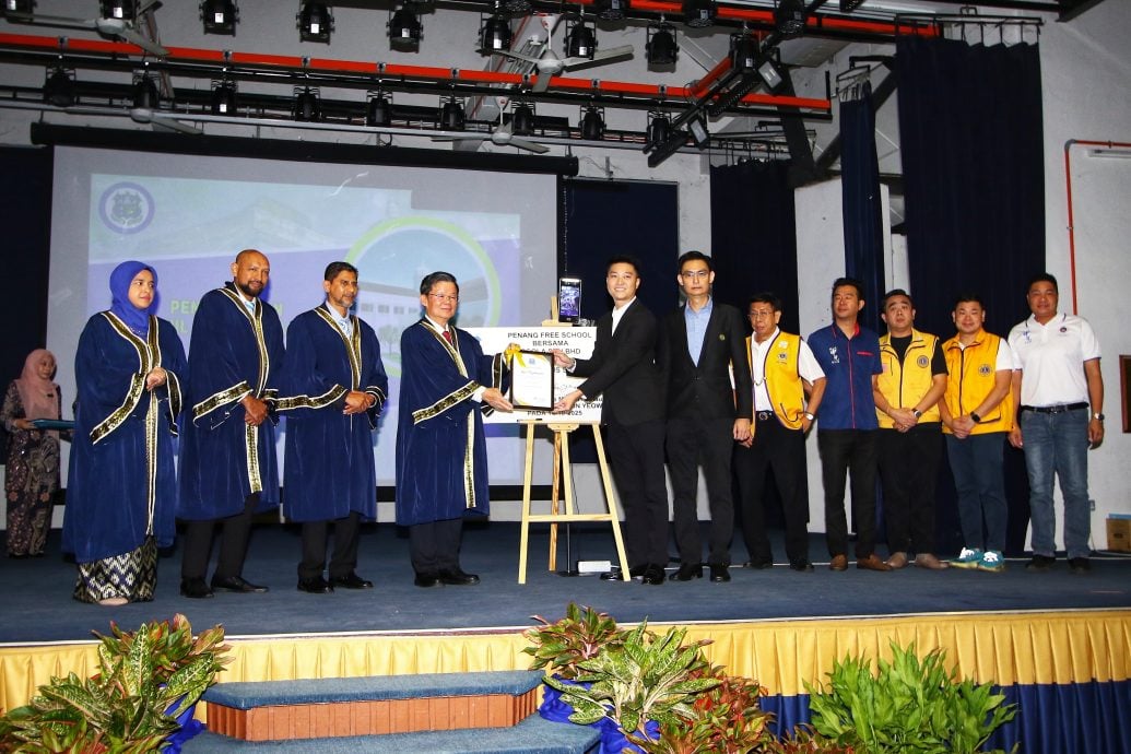 (大北马)SCOLA系统提高校园安全 曹观友:或扩大到其他学校。