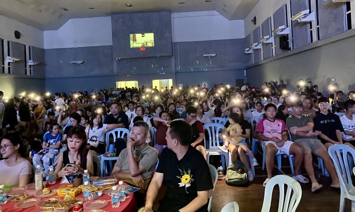 （大都会/学校版头）巴生中华女校礼堂LED屏幕开幕暨中秋市集   逾2000人共同点亮校园