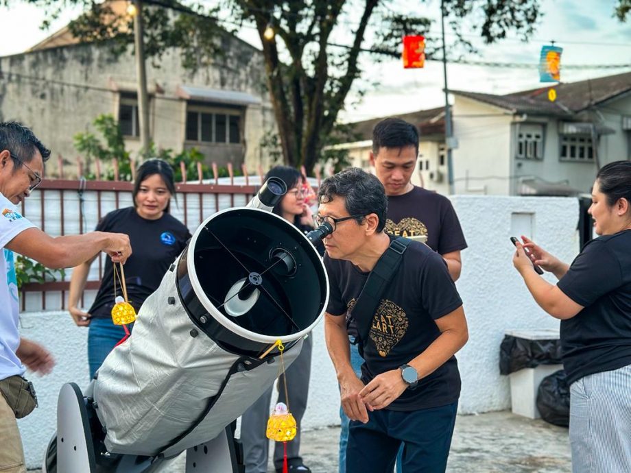 （大都会）耕心中秋观星月光会  300人亲睹月亮真面目