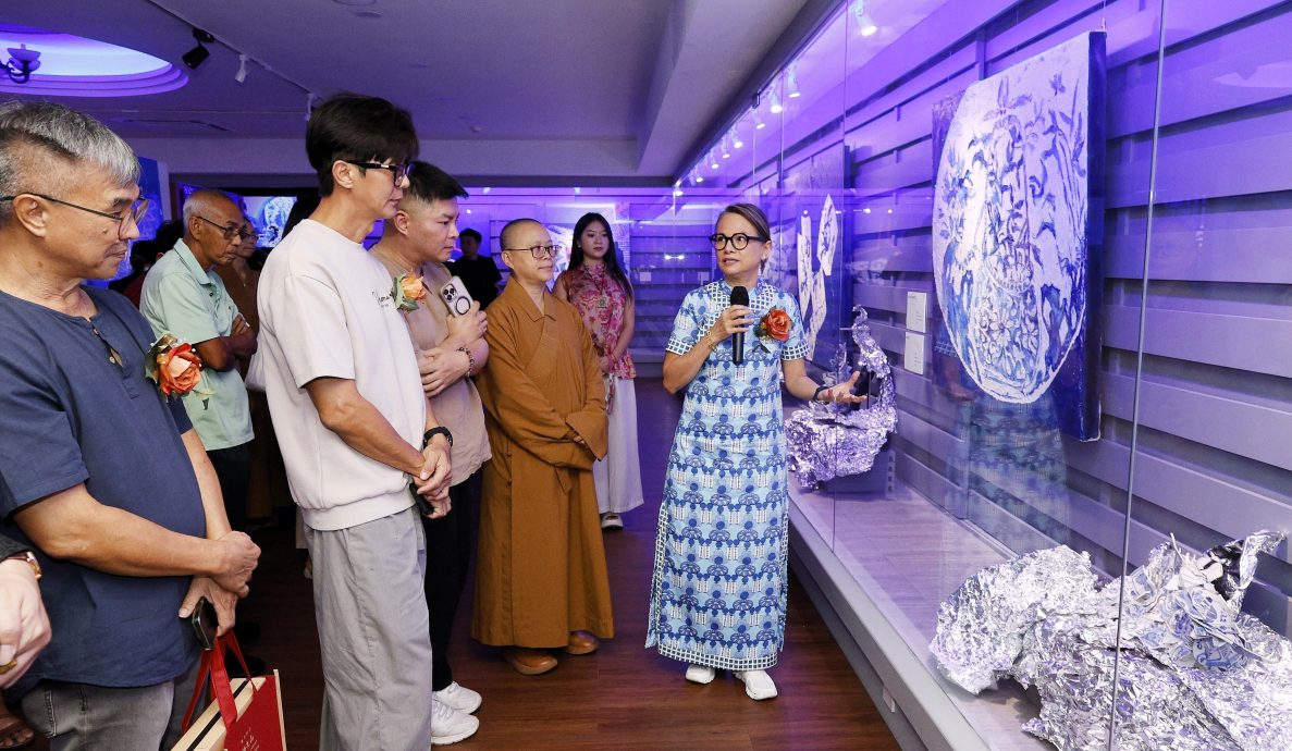 (大都会)艺术家陈厚玏重塑 400年沉船残瓷转化为雕塑艺术品/3图