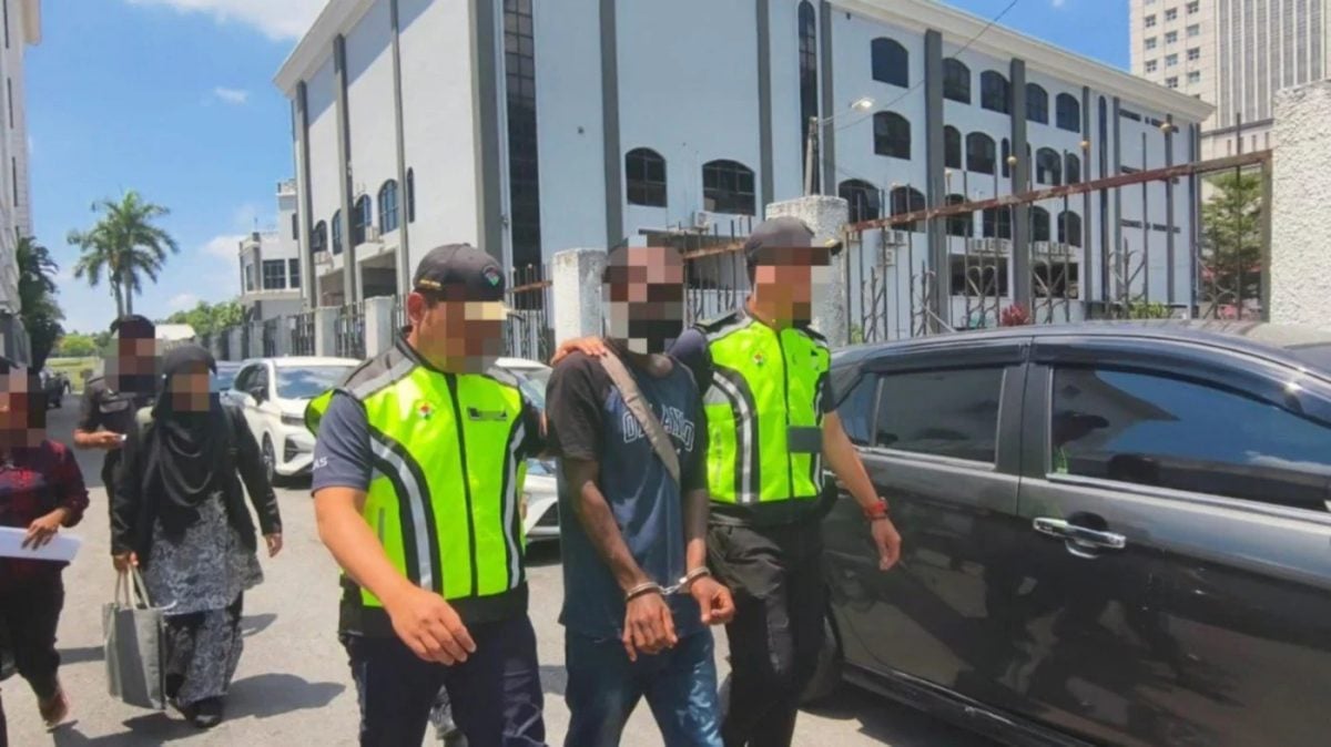 4年前涉非法倾倒化学废料 罗里跟车员监6个月罚15.5万