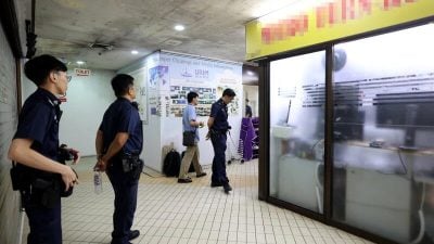 狮城商场宗教活动场所   妇女涉持刀刺伤2女被捕