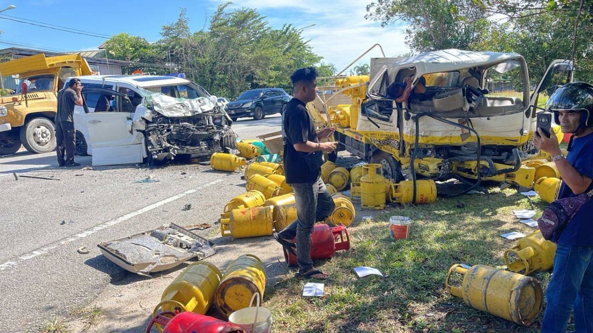 (已签发)大都会/Alphard与载煤气罗里迎面相撞,2男女司机受伤入院