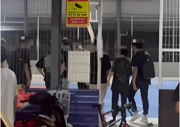 （已签发）柔：17岁少年遭暴力攻击   銮警捕4本地男助查