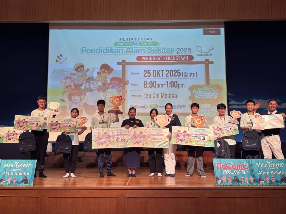 (已签发)柔:峇华仁勇夺慈济电竞赛全国冠军 8学生晋级全球赛