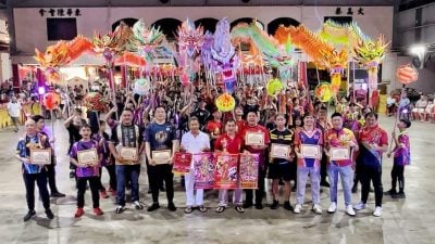 檺林宫杯夜光龙观摩会   9条祥龙齐过龙门掀高潮