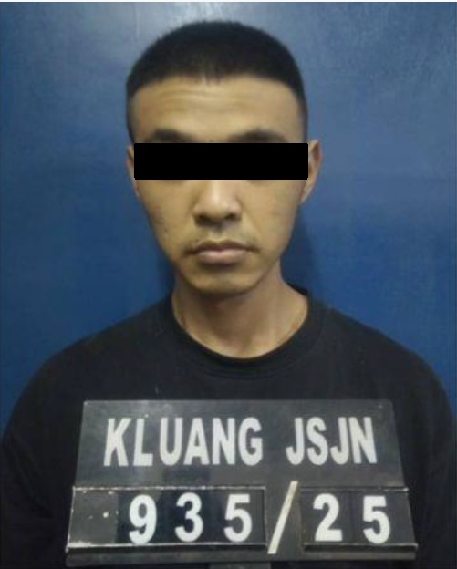 （已签发）柔：毒男拥逾1公斤摇头丸粉末   三和花园路边被捕