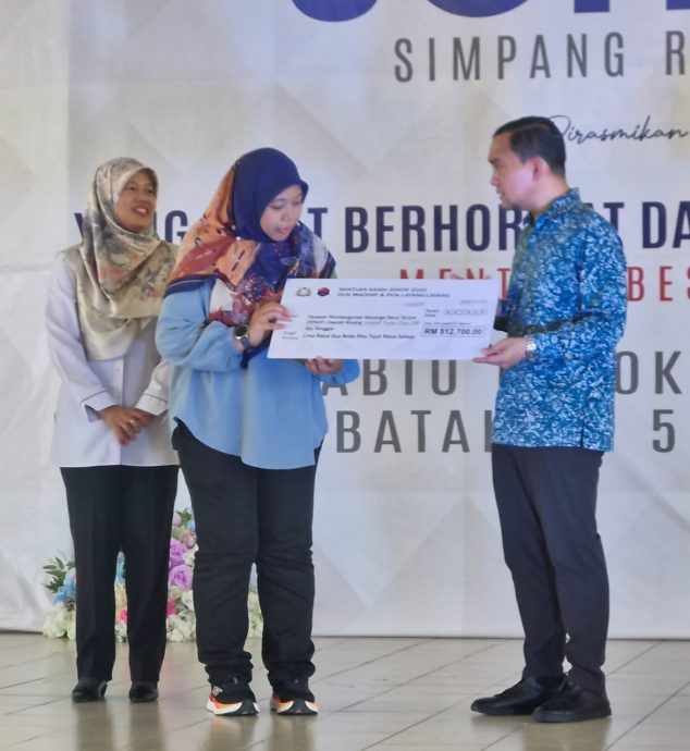 (已签发)柔:**版三头**州政府援助金受惠人数再创新高 51.3万拨给1709单亲妈妈