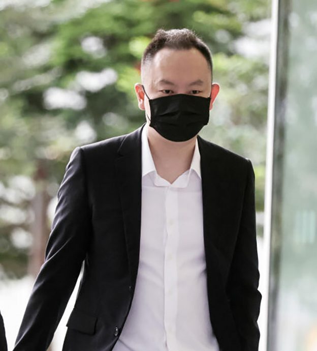 (已签发)柔:狮城二三事:为囚犯偷运止痛药裸照 狱警受贿监10个月