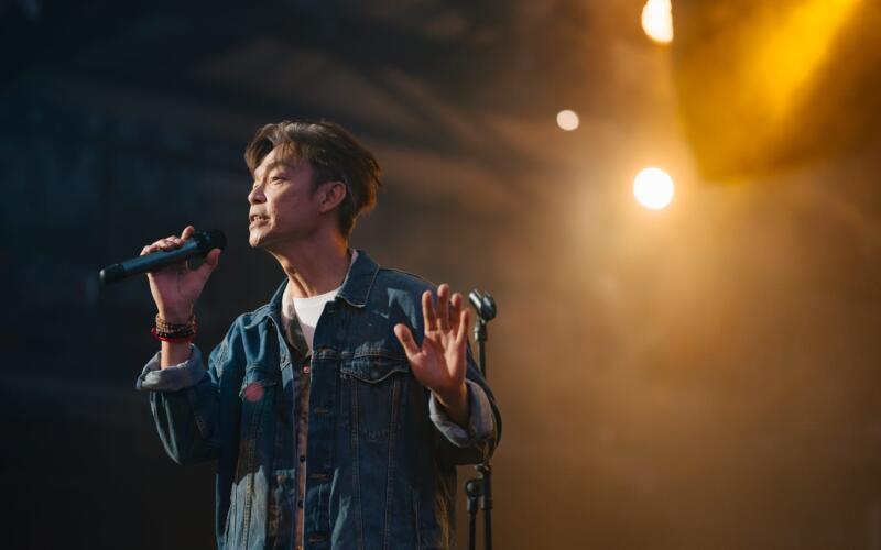 （已签发）柔：狮城二三事：相隔21年推福建新歌《人生》 李国煌诉成长心声