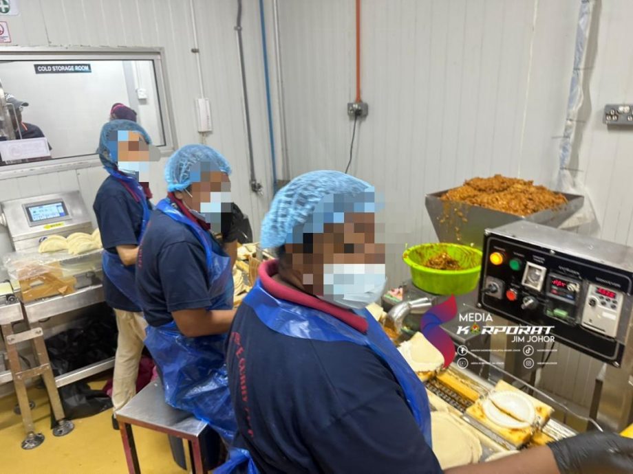 (已签发)柔:突袭裁缝五金店   柔移民局扣3本地人60外劳