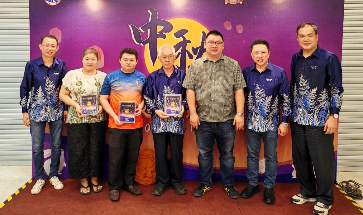 (早报双头之一)大都会:巴生德教会紫生阁“德艺双馨·灯耀中秋”晚会暨环保灯笼制作比赛