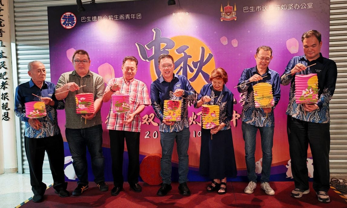 (早报双头之一)大都会:巴生德教会紫生阁“德艺双馨·灯耀中秋”晚会暨环保灯笼制作比赛