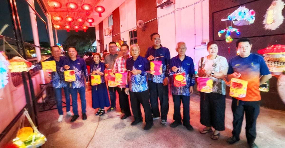 (早报双头之一)大都会:巴生德教会紫生阁“德艺双馨·灯耀中秋”晚会暨环保灯笼制作比赛