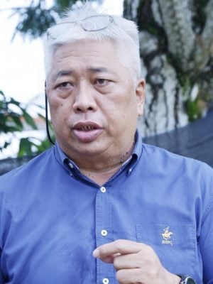 （早报可头）大都会/余深恩巡视草场提升工程