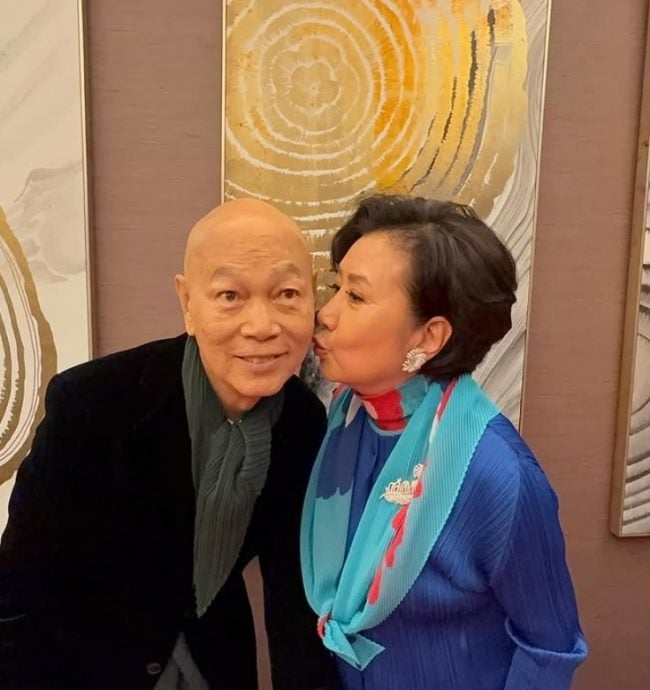 （明8am）罗家英庆79岁寿辰 汪明荃吻贺送21字祝福