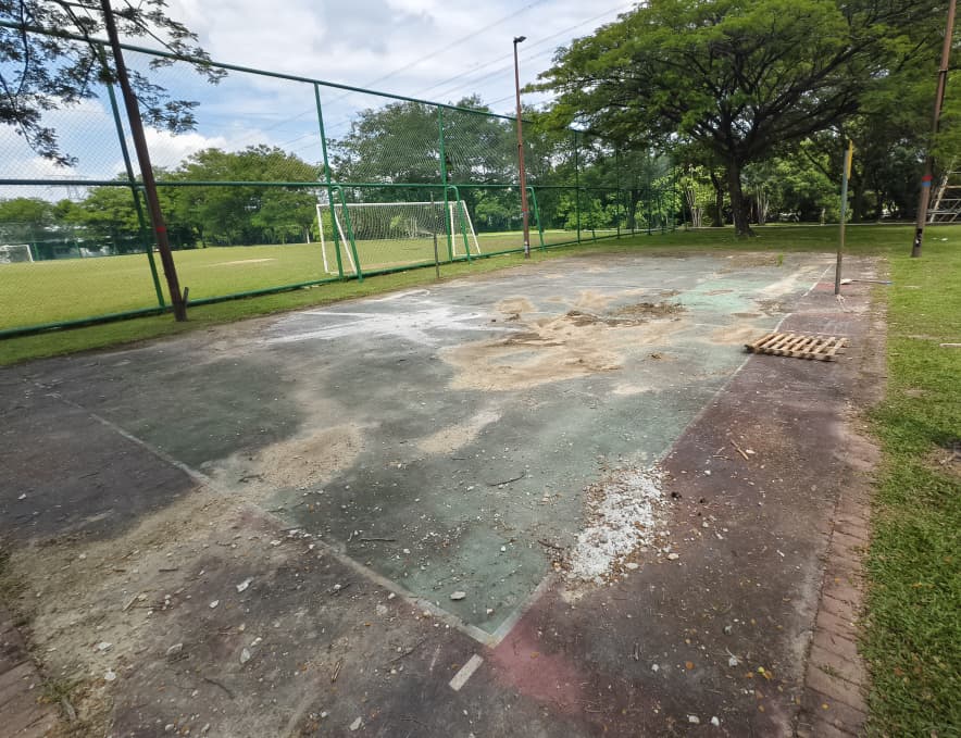 (版2头)大都会/公园跑道年久失修下沉积水,市厅拨50万全面提升