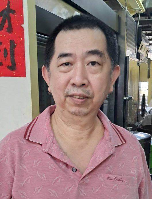 (锁文)柔:新旧对照:佳佳点心茶楼47年的故事