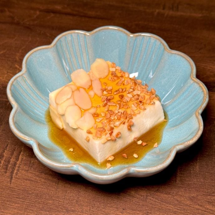 （预编11/10见报）大都会-吃货来啰/OSSU! おっすkushiyaki