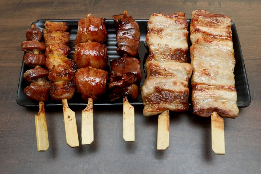 （预编11/10见报）大都会-吃货来啰/OSSU! おっすkushiyaki