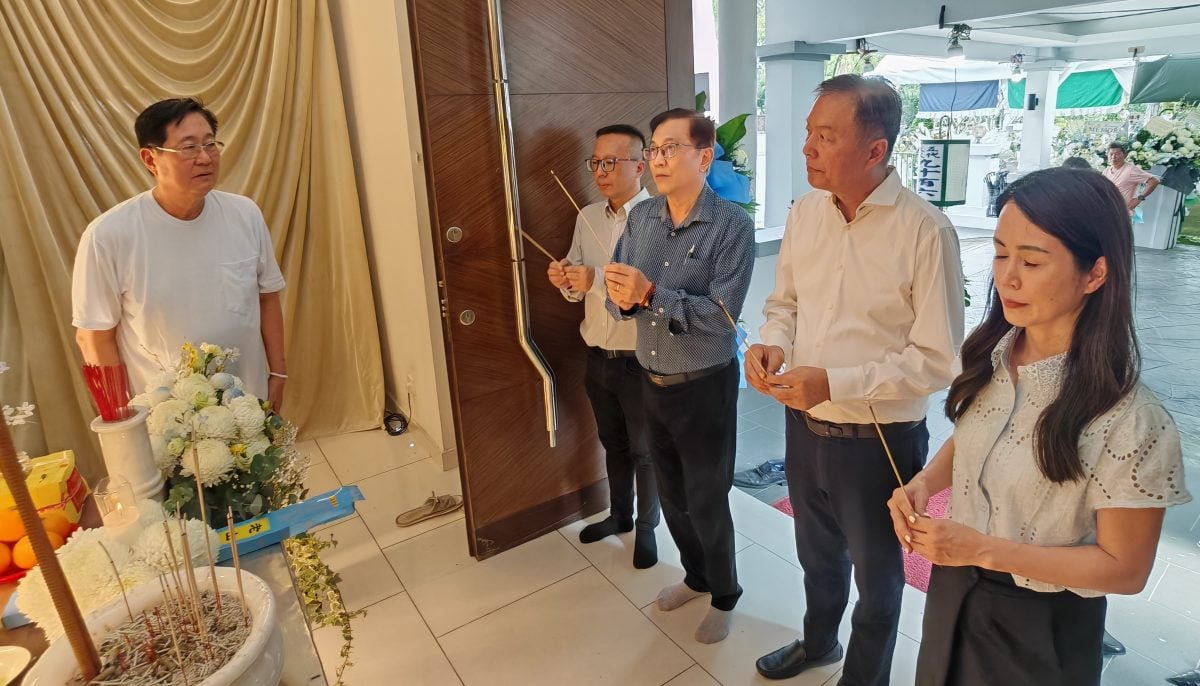 黄忠胜逝世有讣告挽词7版