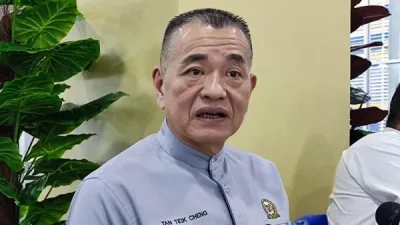 陈德钦：吴俊益李文兴答非所问 “图为教部转移视线”