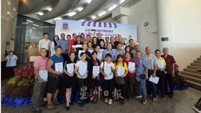 黄鸿圣:小贩中心价格应公道  别因租金便宜卖餐厅价