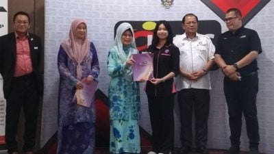 花蒂玛:推多项计划赋权女性 . 鼓励积极参与砂政治经济