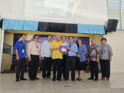 陈超耀:支援非伊团体及宗教学校 . UNIFOR迄今拨款近7亿