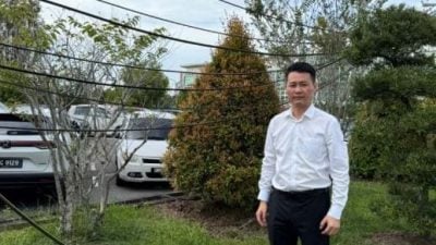 帝宛花园商区电缆下垂 . 居民多番投诉仍未处理
